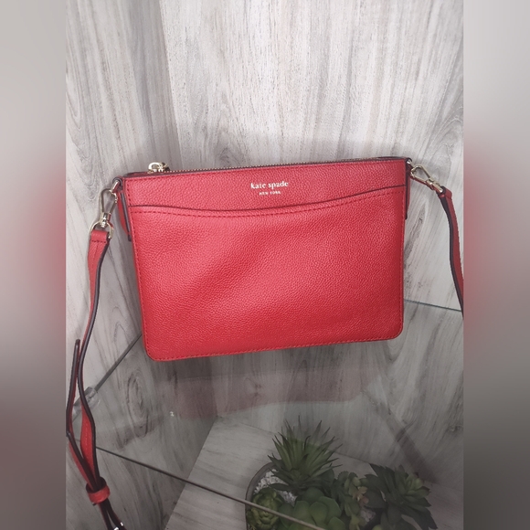 Kate Spade Red Crossbody Margaux Medium Convertible Crossbody Bag In Hot Chil - Picture 1 of 8